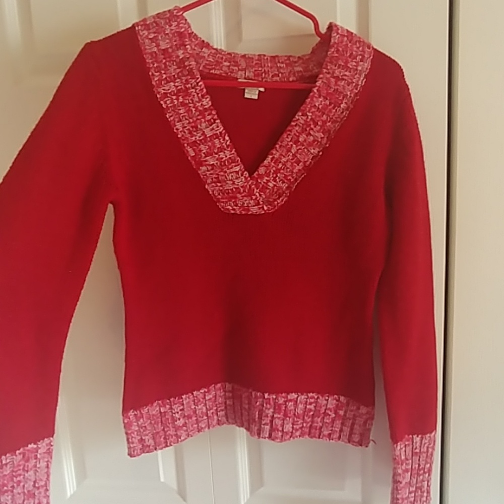 Red and white V-neck sweater, size L